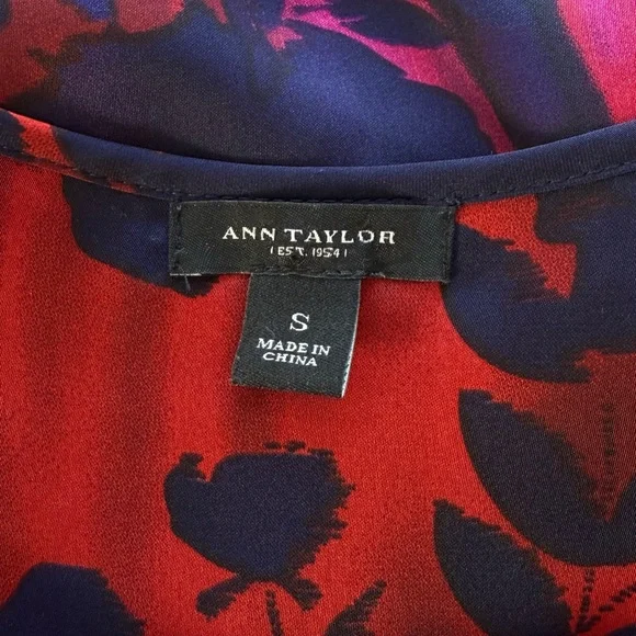 Ann Taylor Red and Purple Floral Blouse - Picture 3 of 3